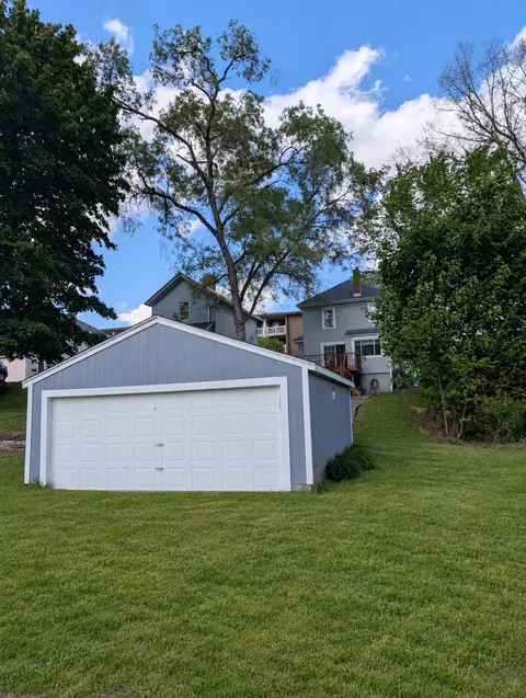 Exterior - 136 4th St, Monaca, PA 15061 photo 3 of 5