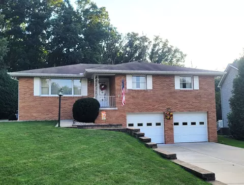 1141 Acorn Dr, Greensburg, PA 15601