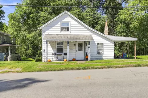 416 Snyder St, Connellsville, PA 15425