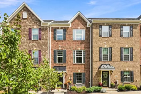213 Chital Ln, Cranberry Township, PA 16066