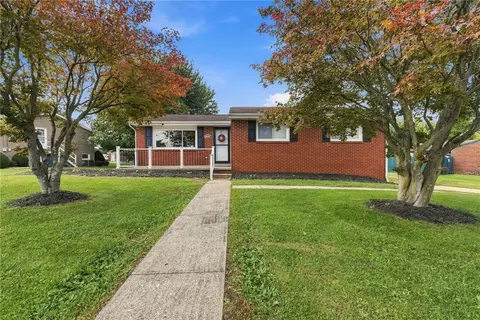1269 Waverly Dr, Latrobe, PA 15650