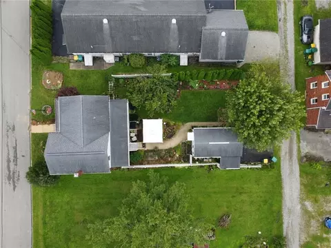 View/Area - 305 E 3rd St, Derry, PA 15627 photo 1 of 4