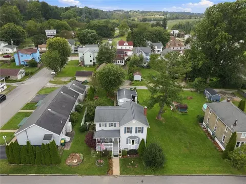 View/Area - 305 E 3rd St, Derry, PA 15627 photo 3 of 4