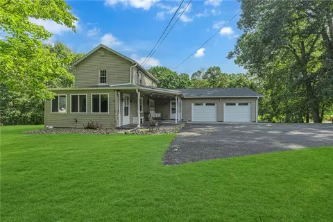 1261 Route 989, Rochester, PA 15074