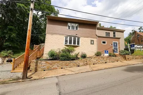 2373 Hopeland St, Pittsburgh, PA 15210