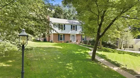 811 Olive St, Pittsburgh, PA 15237