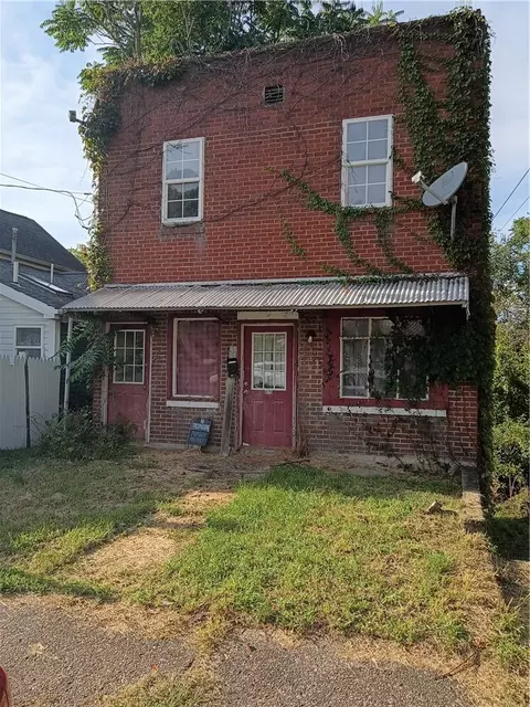 475 Addison St, Washington, PA 15301