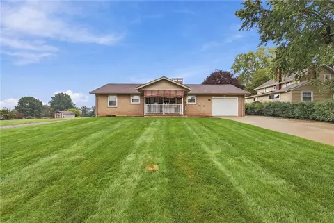 380 High St, Saxonburg, PA 16056