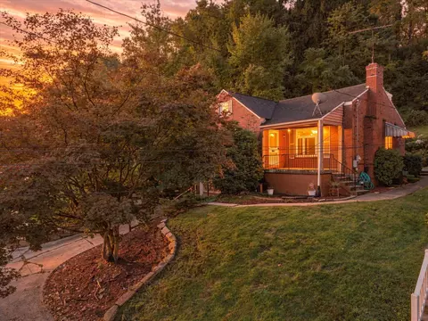 610 Cascade, Pittsburgh, PA 15221