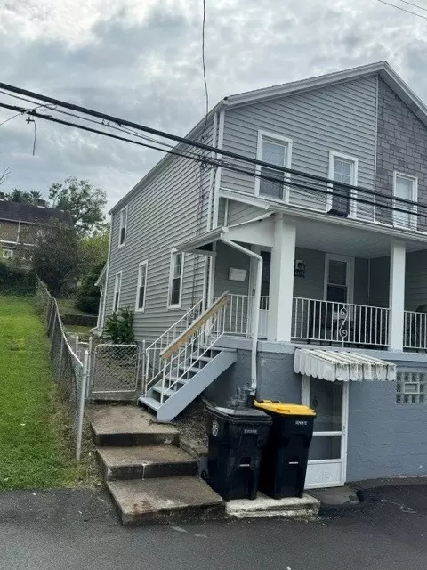 4472 1st St, Bethel Park, PA 15102