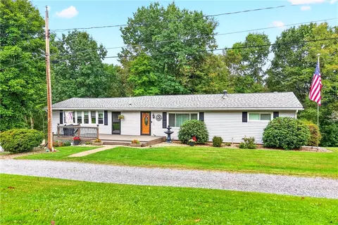 119 Leech Ln, Beaver Falls, PA 15010
