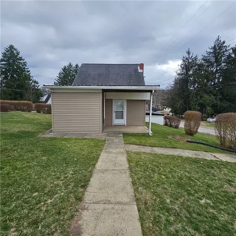 2416 26th St, Beaver Falls, PA 15010