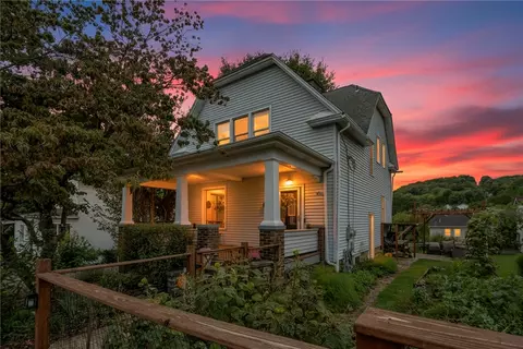 227 Van Buren St, Evans City, PA 16033