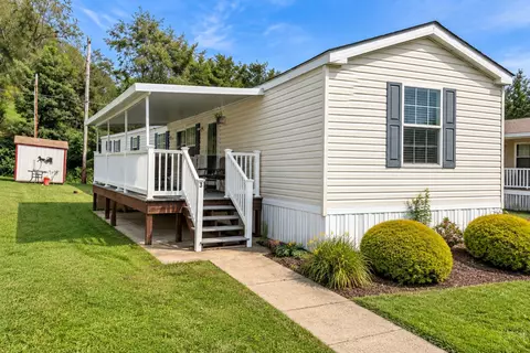 3 Hidden Vly, Finleyville, PA 15332