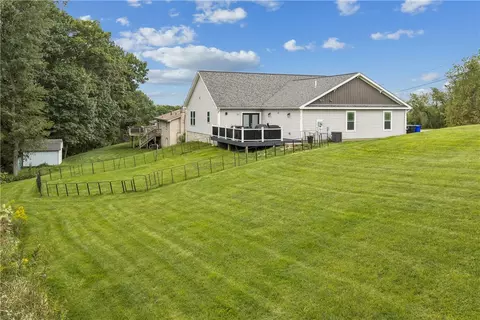 Exterior - 170 Kermiet Dr, Monaca, PA 15061 photo 4 of 6