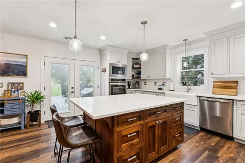 Kitchen - 170 Kermiet Dr, Monaca, PA 15061 photo 1 of 4