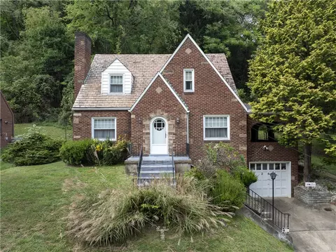 248 Glass Run Rd, Pittsburgh, PA 15207