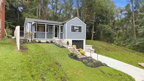 343 Thomas St, Carnegie, PA 15106