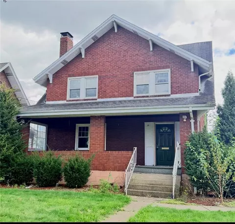 1300 Union Ave, Natrona Heights, PA 15065