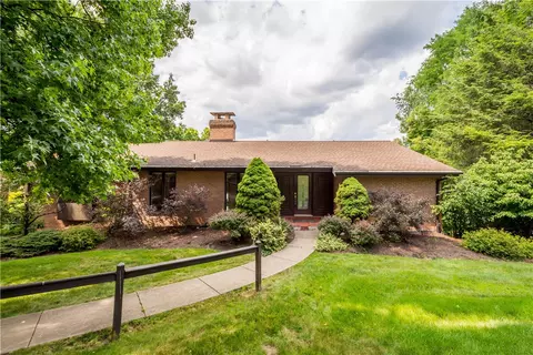 1679 Hastings Ml, Pittsburgh, PA 15241