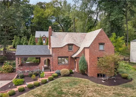 215 Brookside Blvd, Pittsburgh, PA 15241