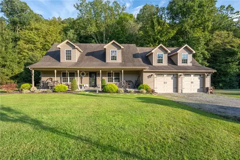 460 Back Creek Rd, Champion, PA 15622