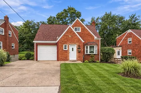 105 Green Oak Ln, Pittsburgh, PA 15220