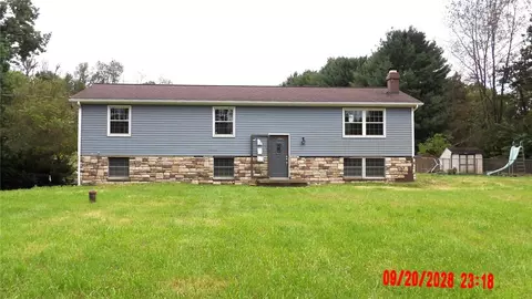 1656 Pulaski Mercer Rd, Mercer, PA 16137