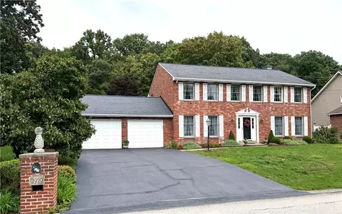 2929 Seminary Dr, Greensburg, PA 15601