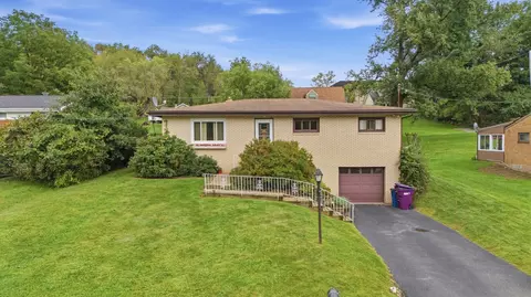 106 Leroy, Pittsburgh, PA 15239