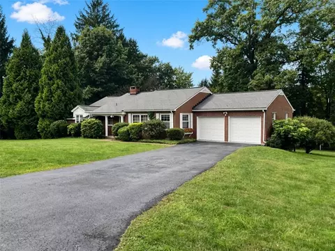 231 Greenridge Rd, Greensburg, PA 15601