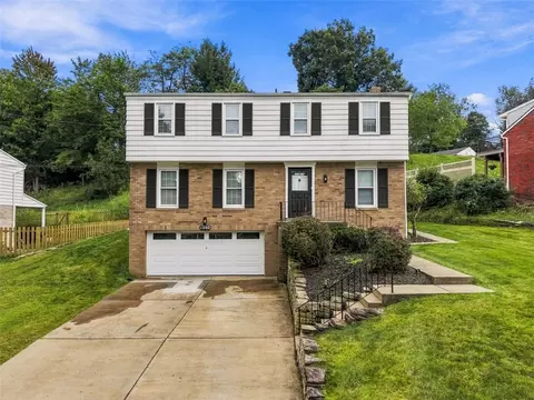 1260 Delfield, Bethel Park, PA 15102