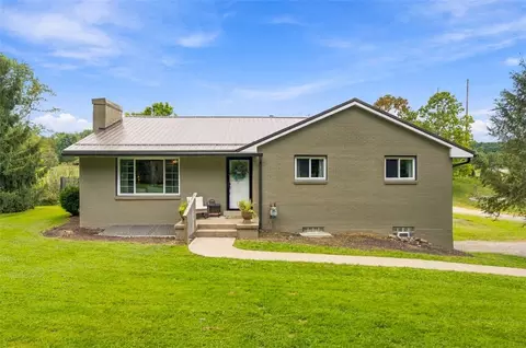 3158 Unionville Rd, Cranberry Township, PA 16066