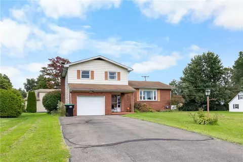 130 Todd Ave, Hermitage, PA 16148