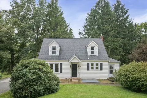 8 Old Plank Rd, Butler, PA 16001