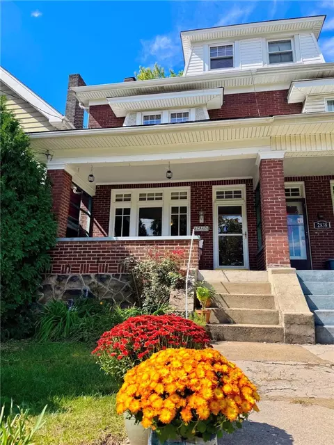2840 Shady Ave, Pittsburgh, PA 15217