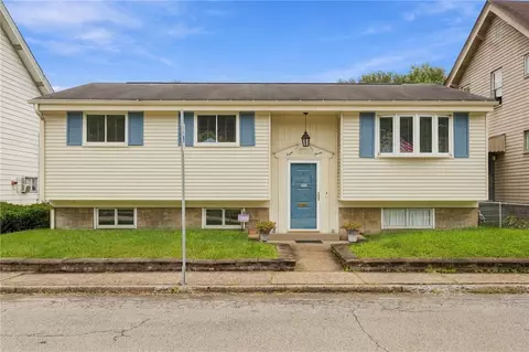 830 Front St, Creighton, PA 15030