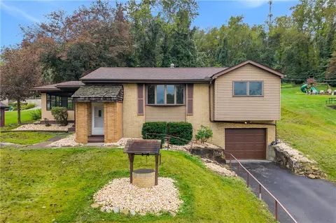 2626 Washington Blvd, Glassport, PA 15045