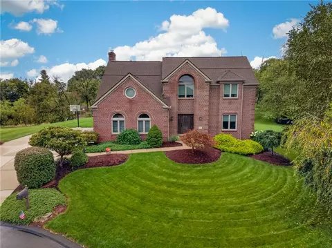 273 Palomino Dr, Bethel Park, PA 15102