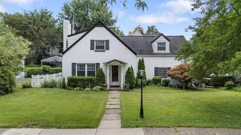 604 Charette, Sewickley, PA 15143