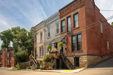 402 Alpine Ave, Pittsburgh, PA 15212