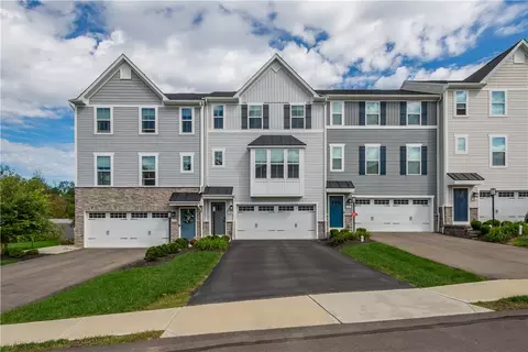 120 Crown St, Mckees Rocks, PA 15136