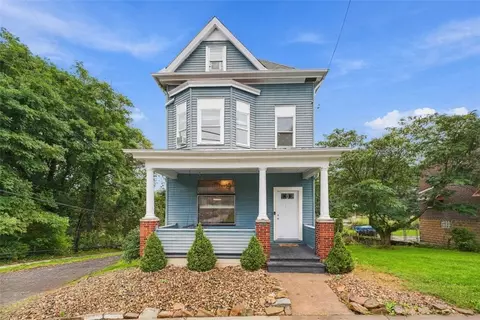 4080 Cambronne St, Pittsburgh, PA 15212
