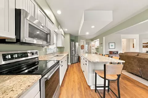 Kitchen - 115 Pine Nut, Eighty Four, PA 15330 photo 2 of 4