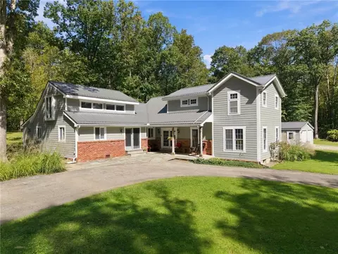271 Rudder Rd, Ligonier, PA 15658