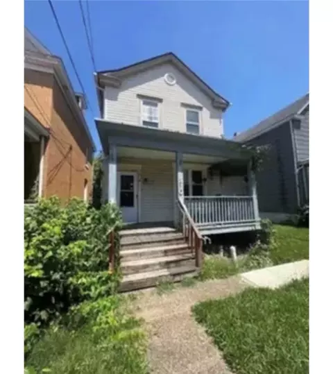 810 Woodward Ave, Mckees Rocks, PA 15136