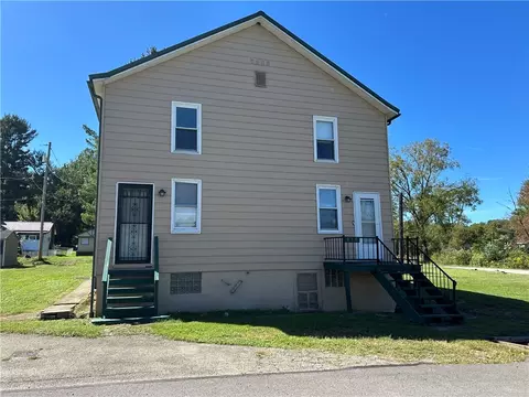 130 Patton St, Connellsville, PA 15425
