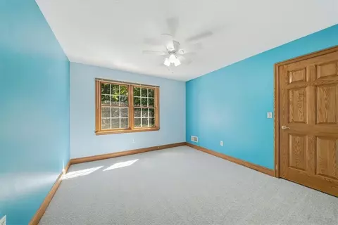 Bedroom - 706 Audubon Dr, Mars, PA 16046 photo 4 of 5