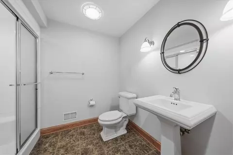 Bath - 706 Audubon Dr, Mars, PA 16046 photo 7 of 7