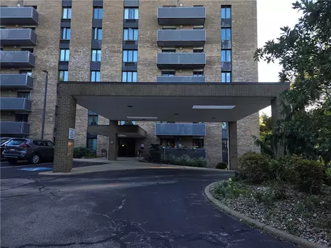820 E Beau #3L, Washington, PA 15301